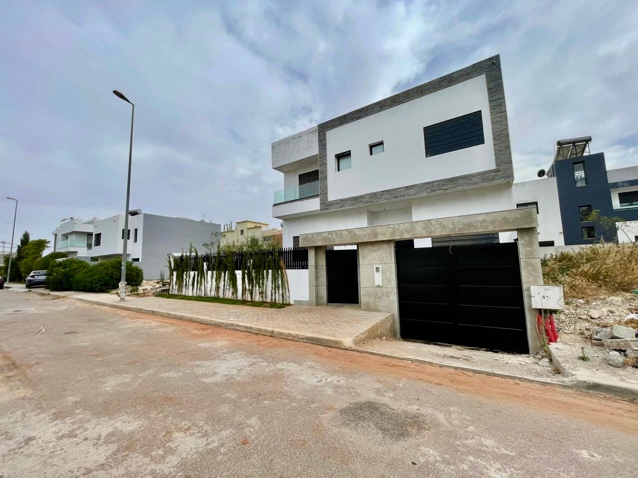 Villa moderne 360 m² 6 chambres Bouskoura Bouskoura terrasse jardin