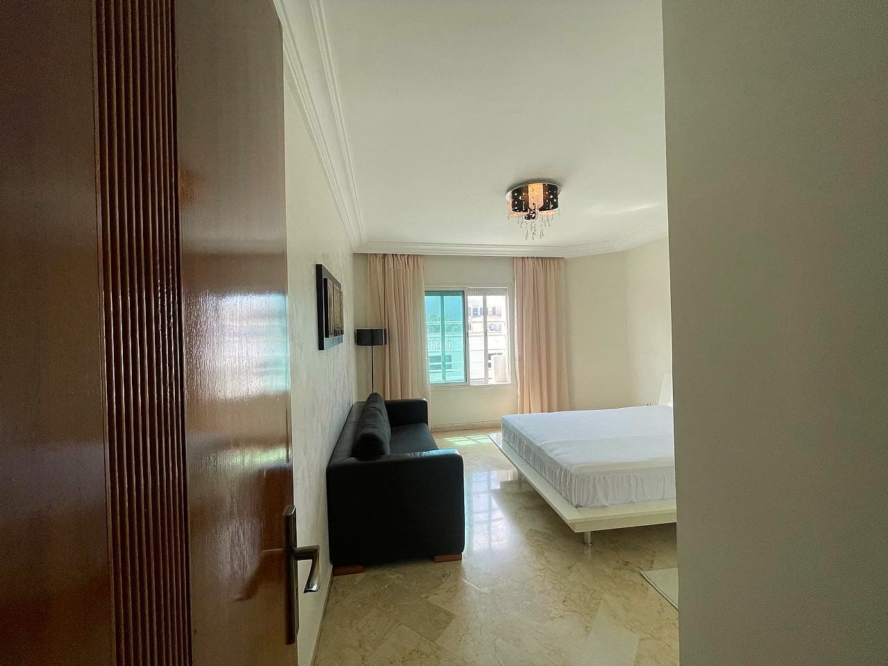 Appartement 3 chambres meublé avec jardin à louer à Maarif Casablanca — photo 16