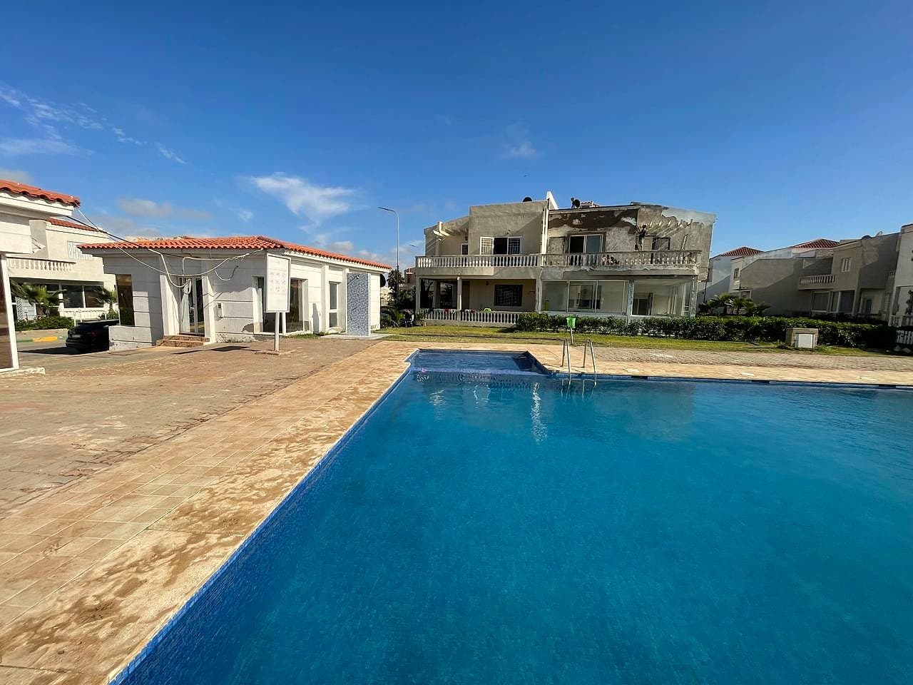 Villa 3 chambres avec terrasse et piscine — Garden Beach, Sidi Rahal — photo 5