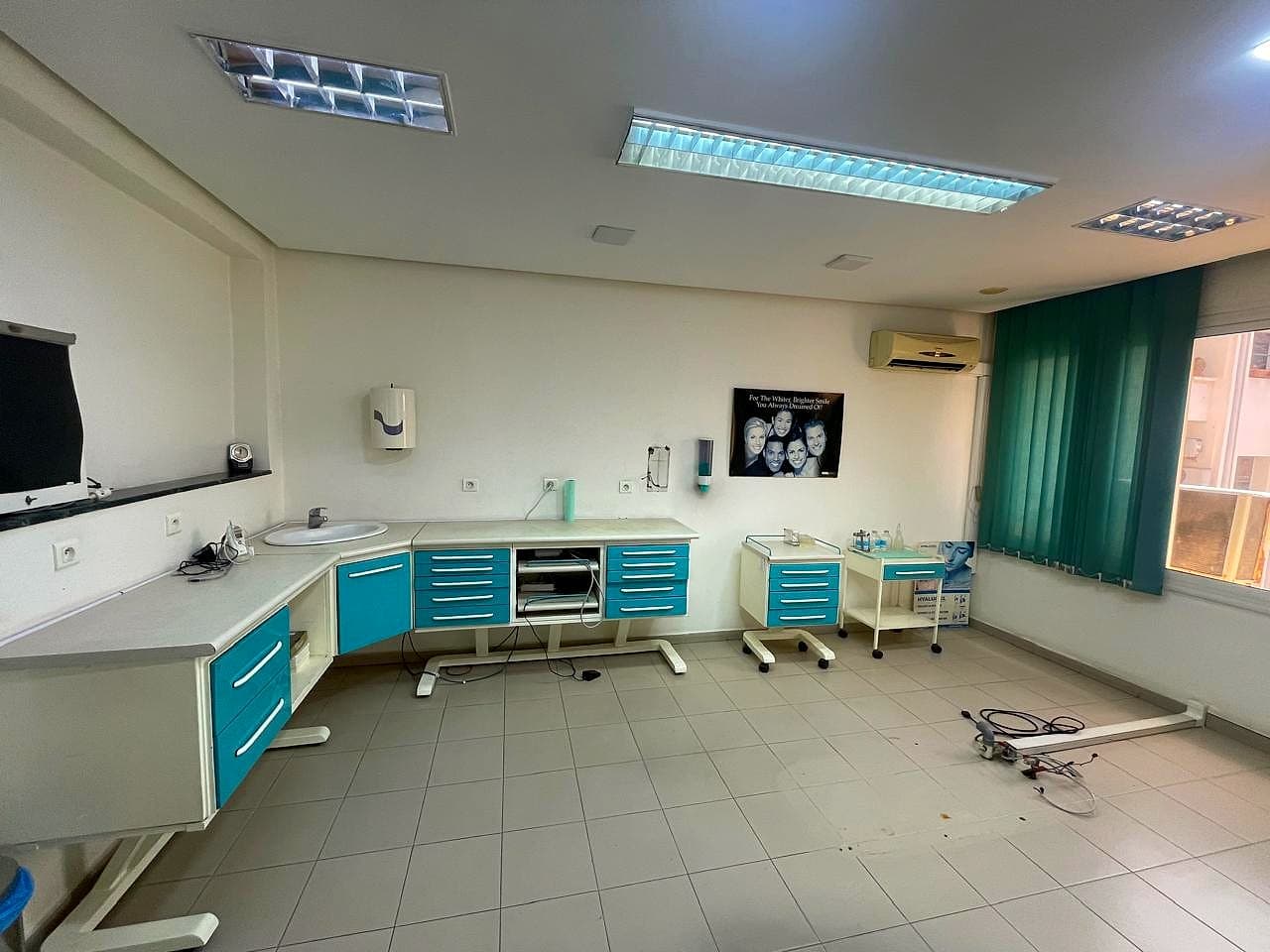 Bureau 100m² avec Clim : Pas de porte à vendre — photo 15