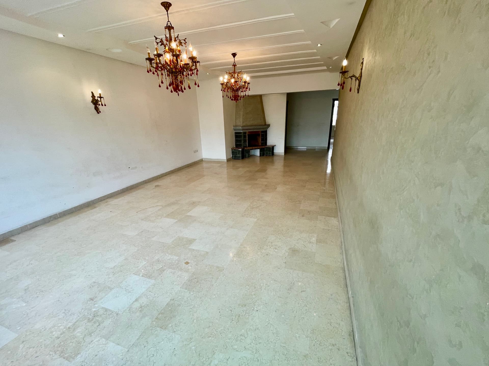 Appartement 3 chambres avec balcon et terrasse — Belvedere Roches Noires, Casablanca — photo 4