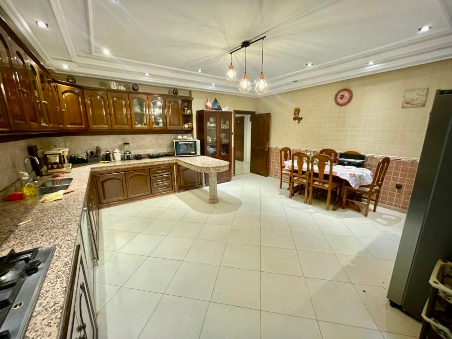 Villa 4 chambres meublée avec jardin et terrasse — Sidi Maarouf, Casablanca — photo 5