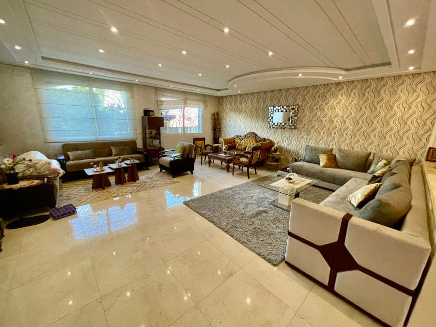 Villa 4 chambres meublée avec jardin et terrasse — Sidi Maarouf, Casablanca — photo 2