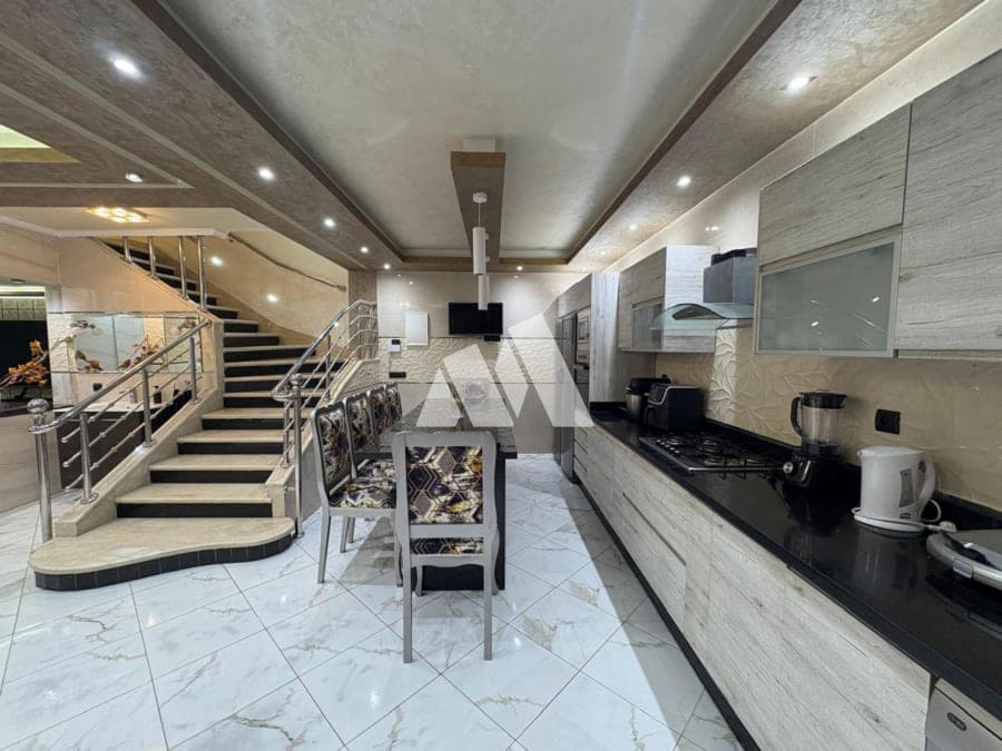 Maison à vendre — Casablanca — photo 1