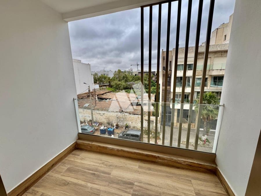 Appartement à louer — Casablanca — 8