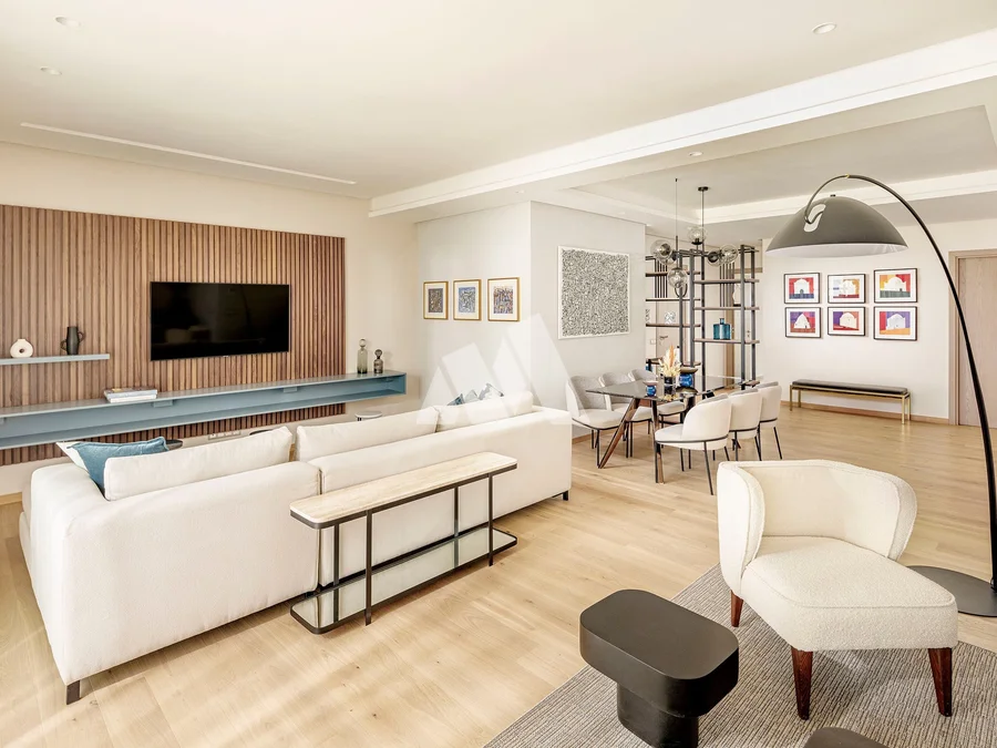 Appartement 4 chambres de 376 m² — 2
