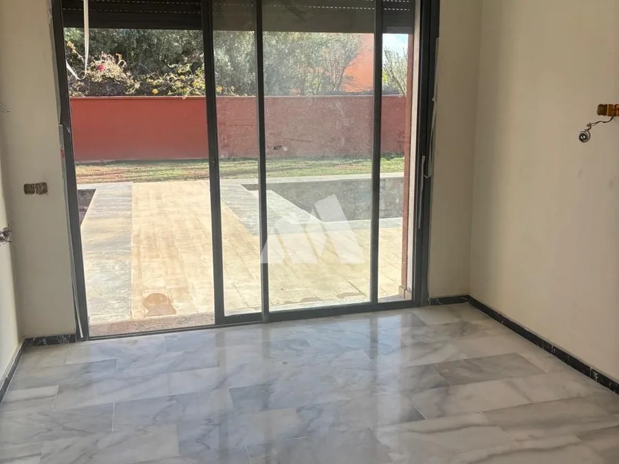 Villa 4 chambres de 882 m² — 5
