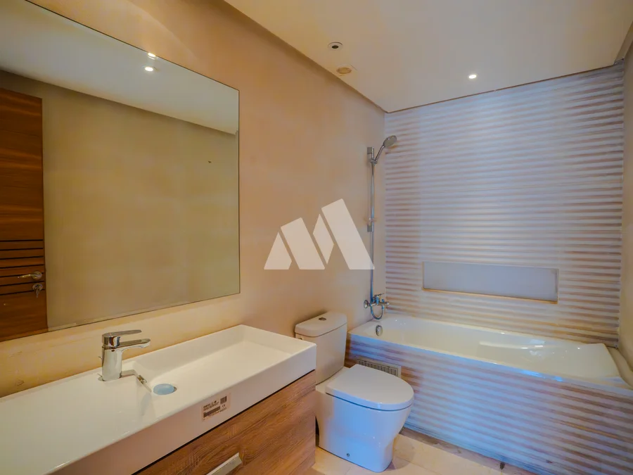 Appartement 3 chambres de 146 m² — 13