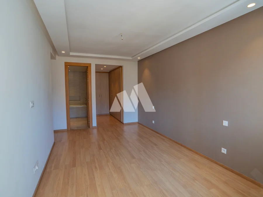 Appartement 3 chambres de 146 m² — 3