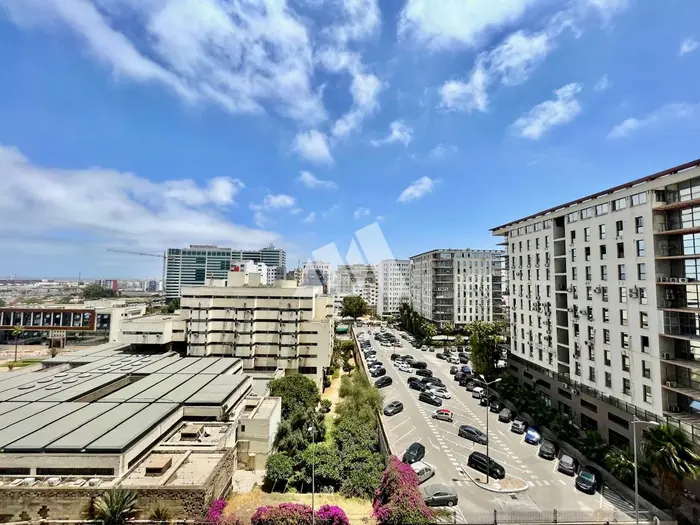 Appartement 134 m² 2 chambres à louer Anfa Superieur Casablanca avec balcon et ascenseur — photo 2