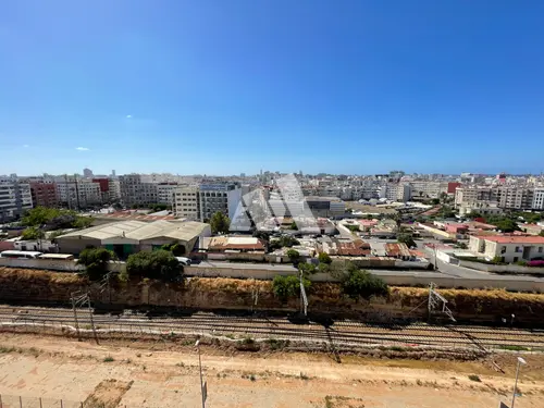 Appartement 117 m² meublé avec balcon à vendre Ibn Tachfine Casablanca