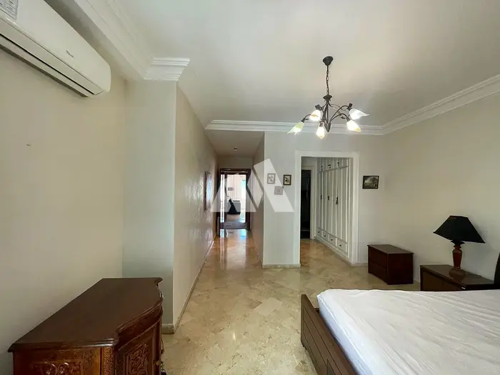 Appartement 3 chambres 156 m² climatisé meublé jardin Palmier Maarif Casablanca — photo 9