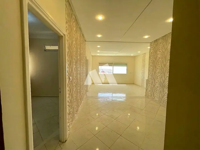 Bureau 100 m² à louer Casablanca Ain Chock cuisine équipée étage 3 — photo 6