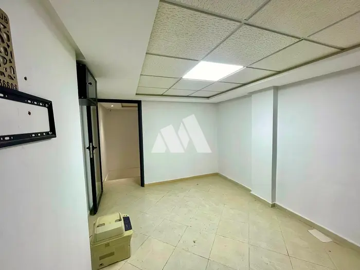 Local commercial avec terrasse à vendre à Menzil Sidi Maarouf Casablanca — photo 9