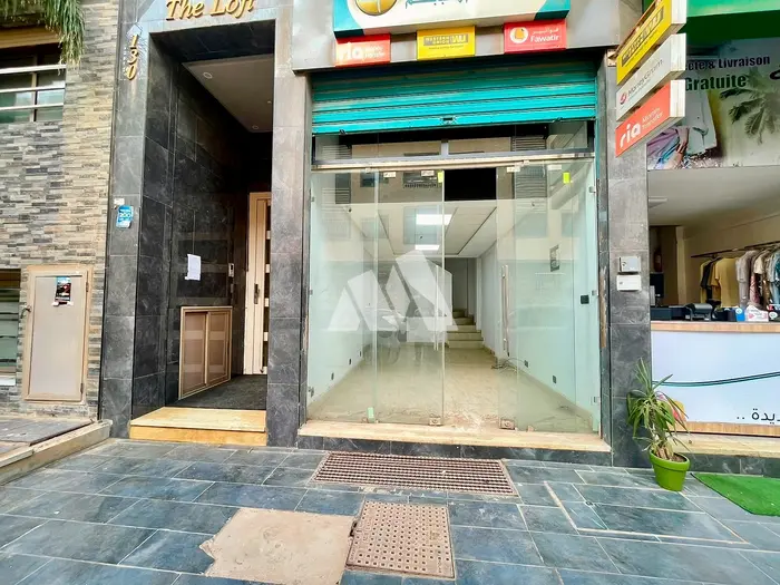 Local commercial avec terrasse à vendre à Menzil Sidi Maarouf Casablanca — photo 2