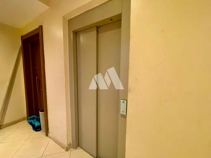 Appartement 93 m² La Villette Casablanca terrasse cuisine équipée climatisation ascenseur étage 5 — photo 22