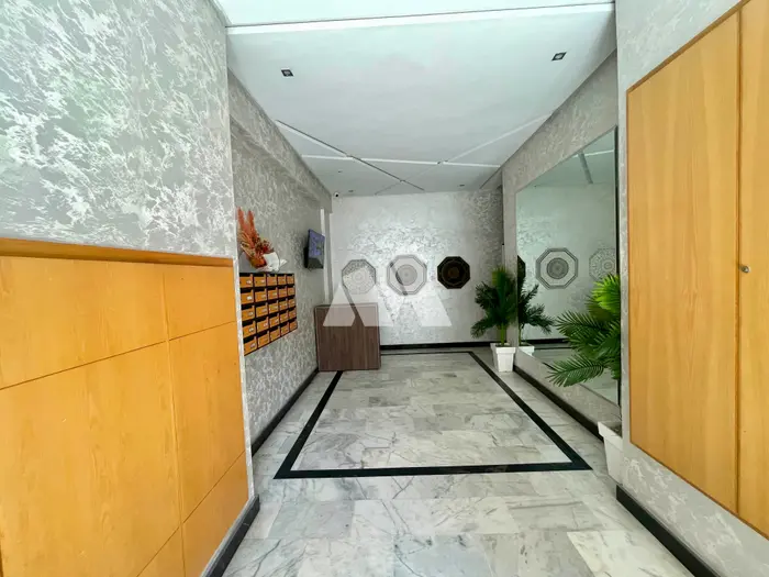 Appartement 93 m² La Villette Casablanca terrasse cuisine équipée climatisation ascenseur étage 5 — photo 18