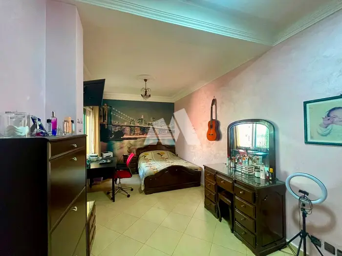Villa moderne 336 m² 4 chambres terrasse balcon cuisine équipée Sidi Bernoussi Casablanca — photo 10
