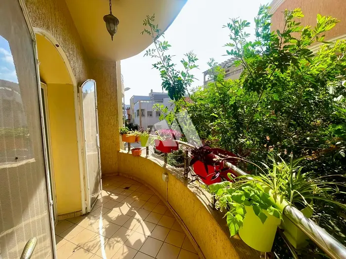 Villa moderne 336 m² 4 chambres terrasse balcon cuisine équipée Sidi Bernoussi Casablanca — photo 15